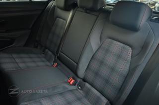 VOLKSWAGEN Golf GTI usata, con Sensori di parcheggio anteriori
