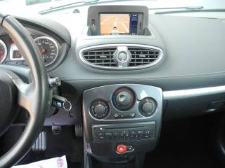 RENAULT Clio usata, con Sedile posteriore sdoppiato