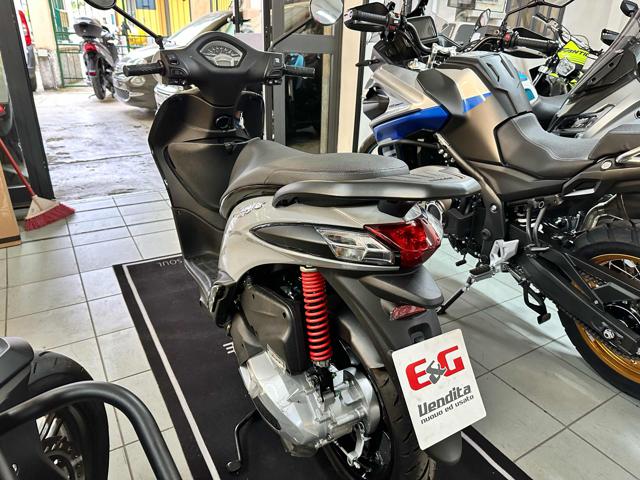 PIAGGIO Liberty 125 usata 5