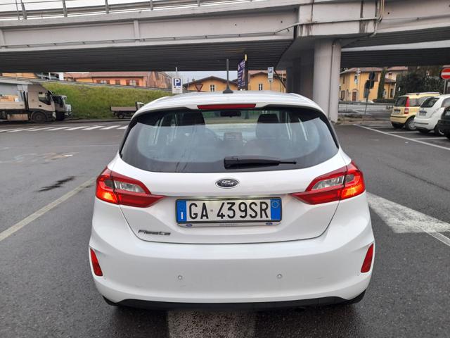 FORD Fiesta usata, con Autoradio