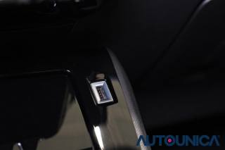 PEUGEOT 208 usata, con Sensori di parcheggio anteriori
