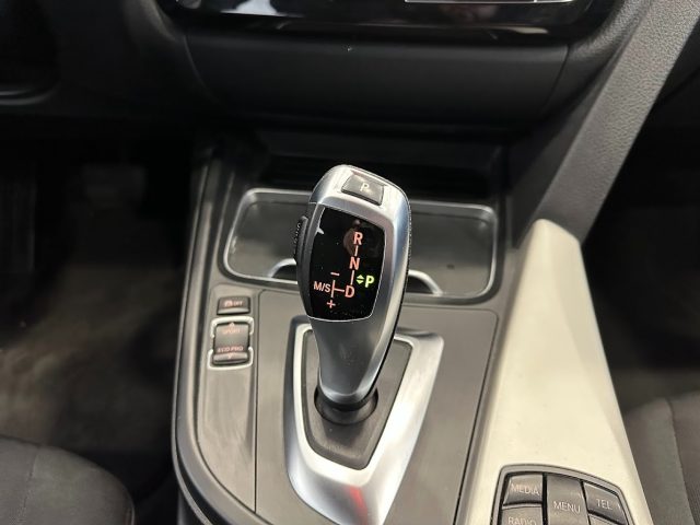 BMW 320 usata, con Sensori di parcheggio posteriori