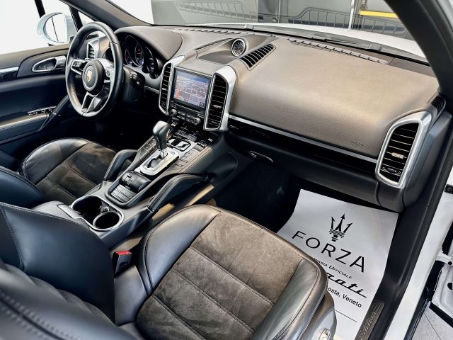 PORSCHE Cayenne usata, con ESP