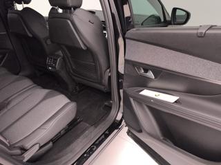 PEUGEOT 5008 usata, con Blind spot monitor