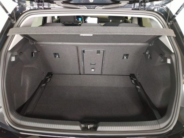 VOLKSWAGEN Golf usata, con Controllo trazione