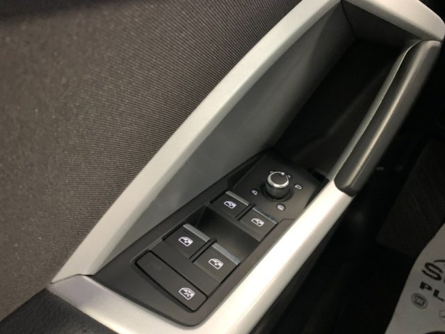 AUDI Q3 usata, con Autoradio digitale