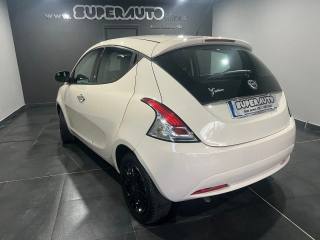 LANCIA Ypsilon usata, con Airbag laterali