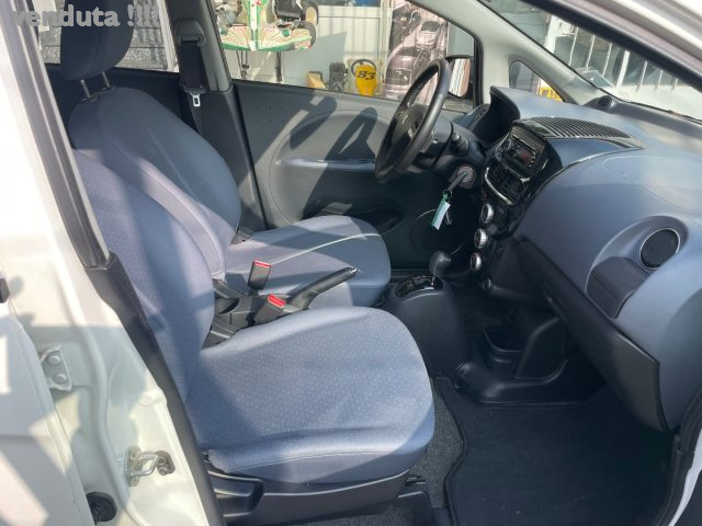 PEUGEOT iOn usata, con Fendinebbia