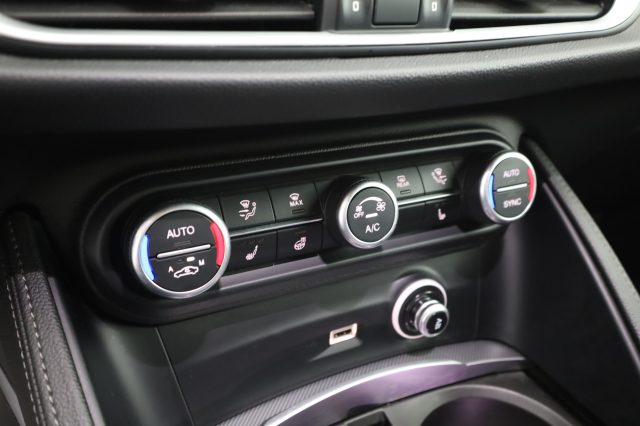 ALFA ROMEO Stelvio usata 11