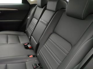 LEXUS NX 300h usata, con ESP