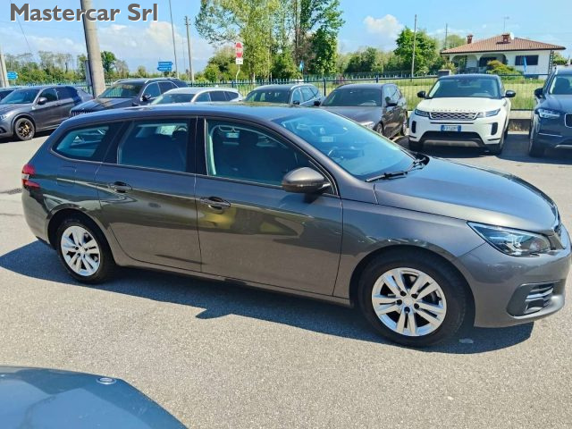 PEUGEOT 308 usata, con Alzacristalli elettrici