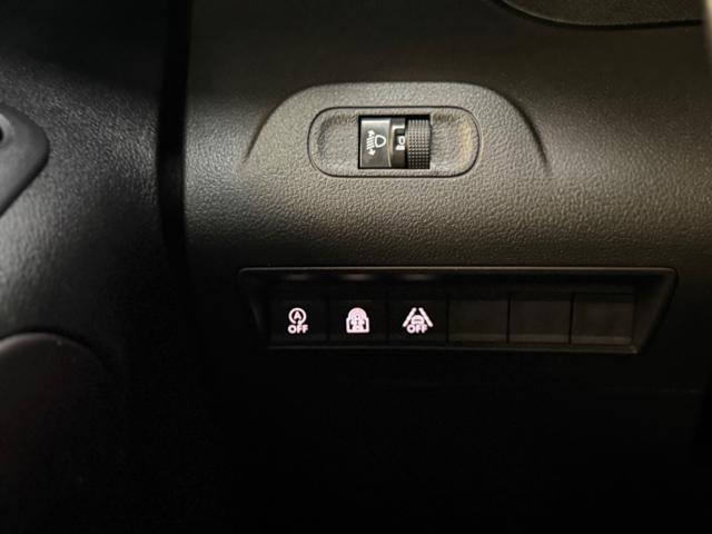 PEUGEOT Rifter usata, con Controllo vocale