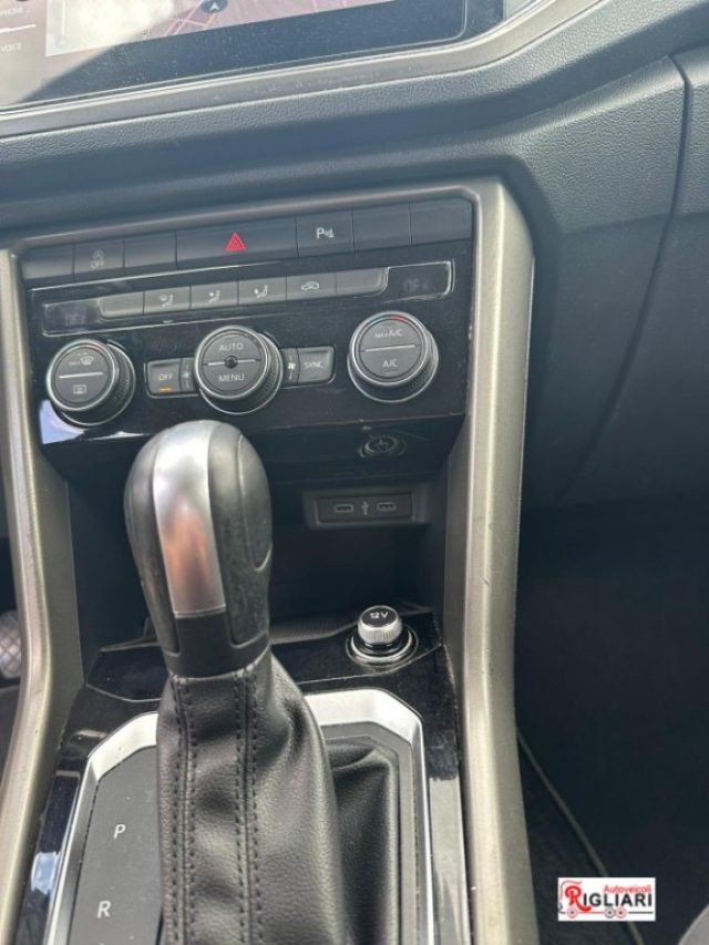 VOLKSWAGEN T-Roc usata, con Sensori di parcheggio posteriori