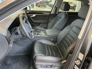 VOLKSWAGEN Touareg usata, con Chiusura centralizzata