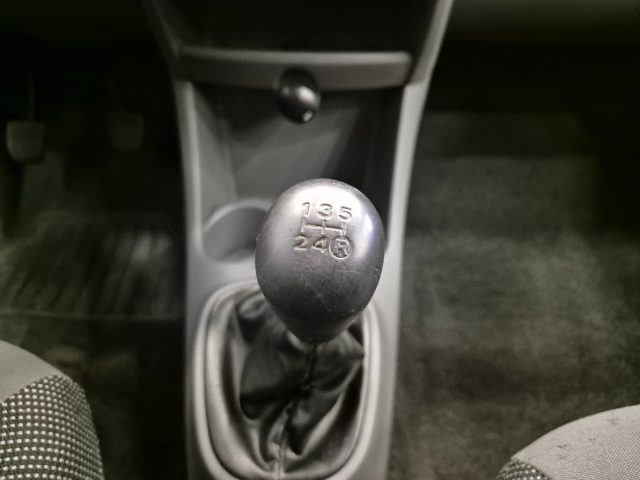 PEUGEOT 107 usata 20