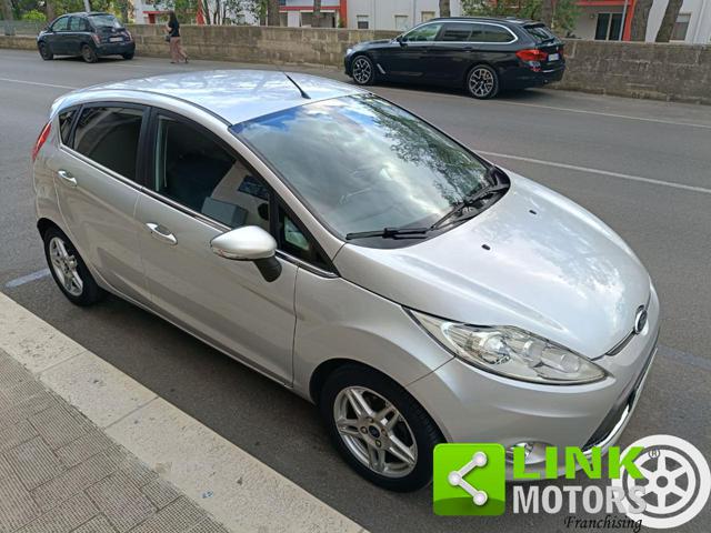 FORD Fiesta usata, con ESP
