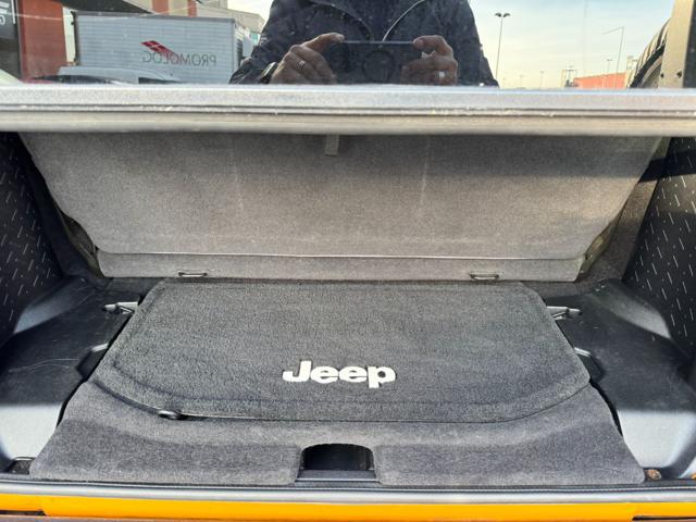 JEEP Wrangler usata, con Isofix