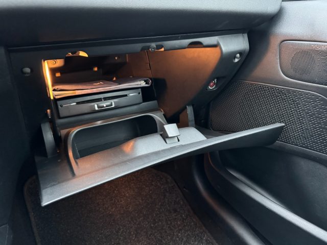 PEUGEOT 208 usata 21