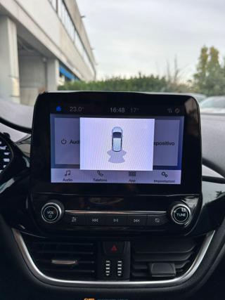 FORD Fiesta usata, con Cruise Control