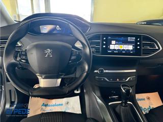 PEUGEOT 308 usata, con Sistema di navigazione