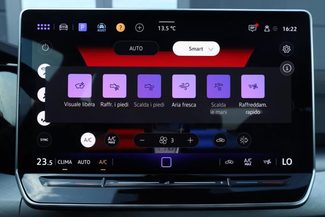 VOLKSWAGEN Golf usata, con Isofix