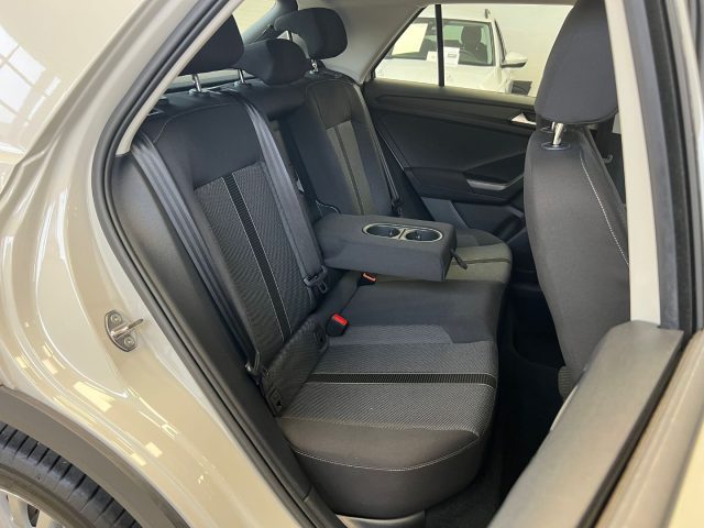 VOLKSWAGEN T-Roc usata, con Sistema di navigazione
