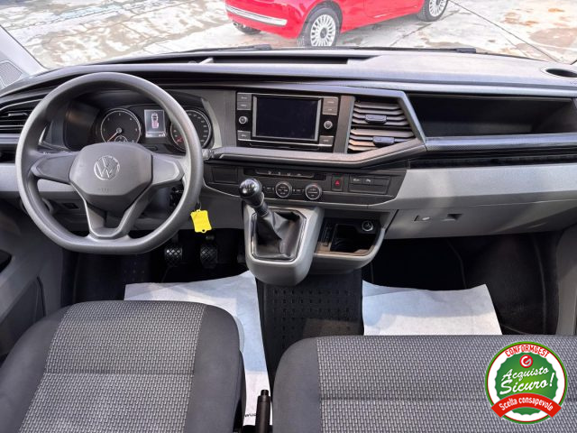VOLKSWAGEN Caravelle usata, con Touch screen