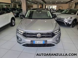 VOLKSWAGEN T-Roc usata, con Airbag