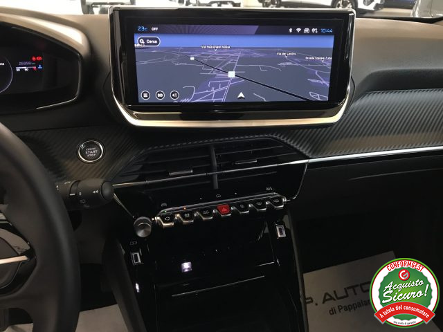 PEUGEOT 2008 usata, con Sistema di navigazione