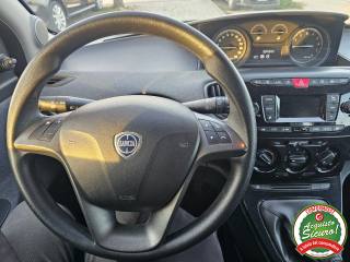 LANCIA Ypsilon usata, con USB
