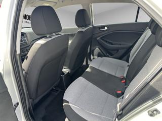 HYUNDAI i20 usata, con Chiusura centralizzata