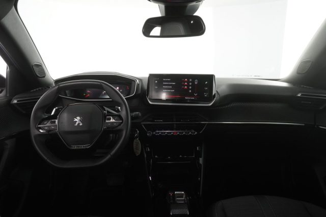 PEUGEOT 2008 usata 10