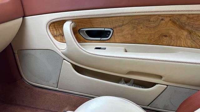 BENTLEY Continental usata 26