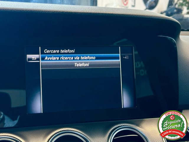 MERCEDES-BENZ E 220 usata, con Park Distance Control