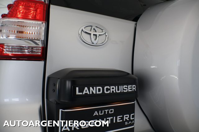 TOYOTA Land Cruiser usata, con Sensore di luce
