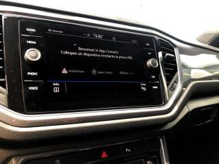 VOLKSWAGEN T-Roc usata, con Specchietti laterali elettrici