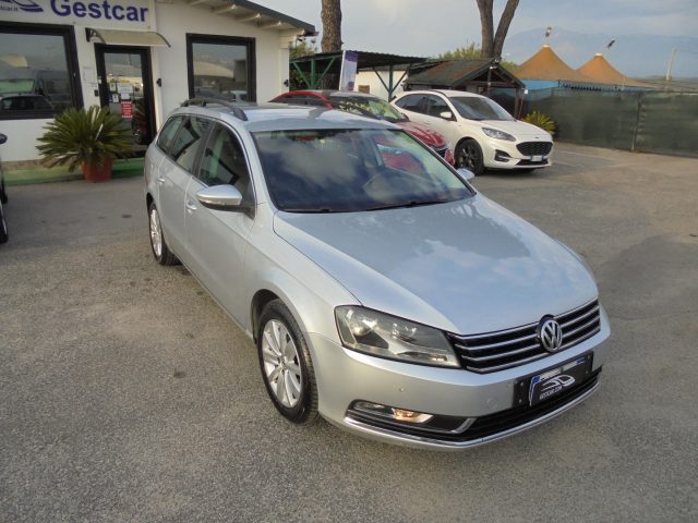 VOLKSWAGEN Passat usata, con Bracciolo