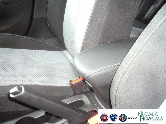 OPEL Corsa usata, con Sedile posteriore sdoppiato