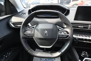 PEUGEOT 3008 usata, con Park Distance Control