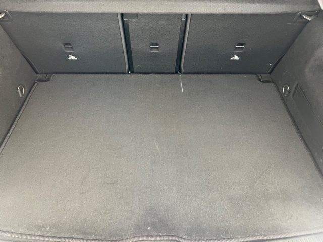 MERCEDES-BENZ B 200 usata, con Climatizzatore