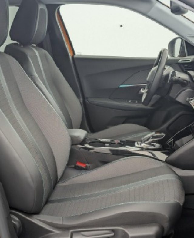 PEUGEOT 2008 usata, con Boardcomputer