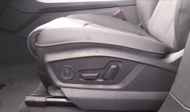 AUDI Q8 usata, con Controllo automatico clima