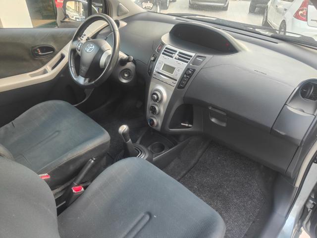 TOYOTA Yaris usata, con Climatizzatore