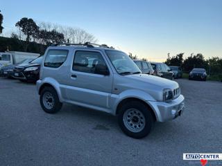 SUZUKI Jimny usata, con Sedile posteriore sdoppiato