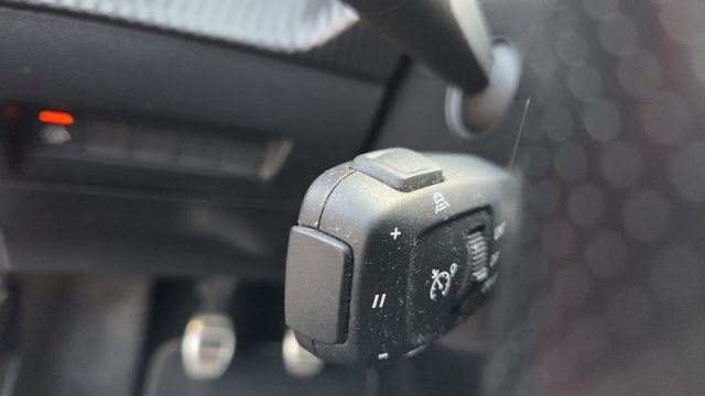 PEUGEOT 208 usata, con Sedili sportivi