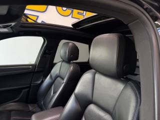 PORSCHE Macan usata, con Volante multifunzione