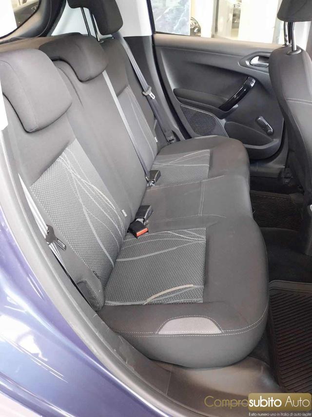 PEUGEOT 208 usata, con Bluetooth