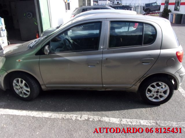 TOYOTA Yaris usata, con Airbag laterali