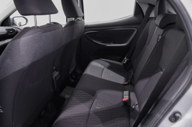 TOYOTA Yaris usata, con Specchietti laterali elettrici