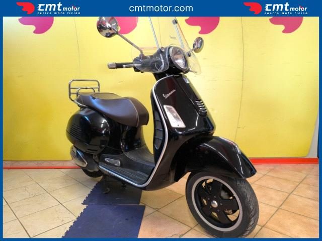 VESPA GTS 300 usata 2